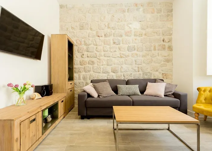 Hedera Estate, Hedera A2 Дубровник