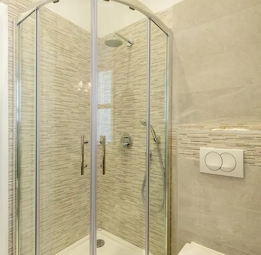 Hedera Estate, Hedera A2 *